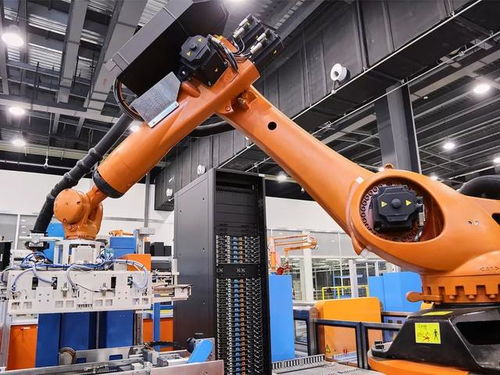 浪潮之巔 中國互聯網黃金十年中的計算機軟硬件革命